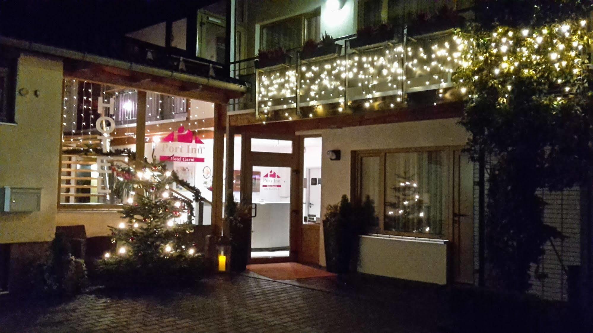 Port Inn Hotel Eichwalde Exterior foto